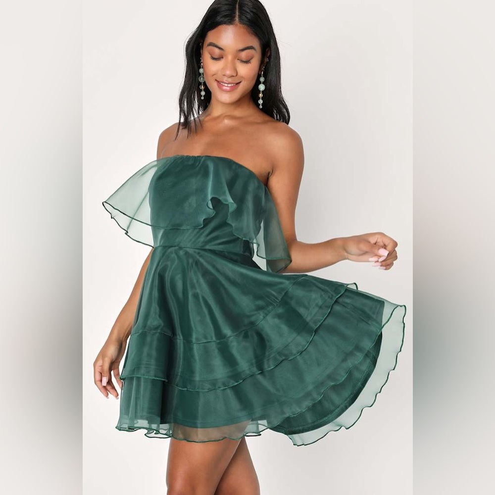 Lulu’s Adored Darling Emerald Organza Ruffled Strapless Mini Dress NWT Large